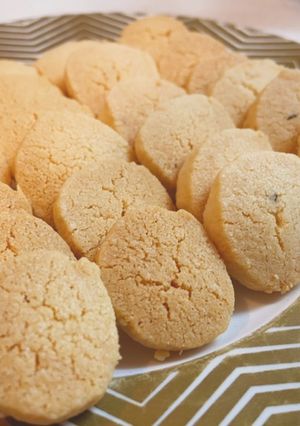 材料4つ簡単絶品さくさく♪クッキー-レシピのメイン写真