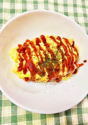 ベーコンガーリックケチャップオムライス-レシピのメイン写真