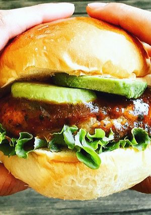 大豆ミートのスパイシーテリヤキバーガー-レシピのメイン写真
