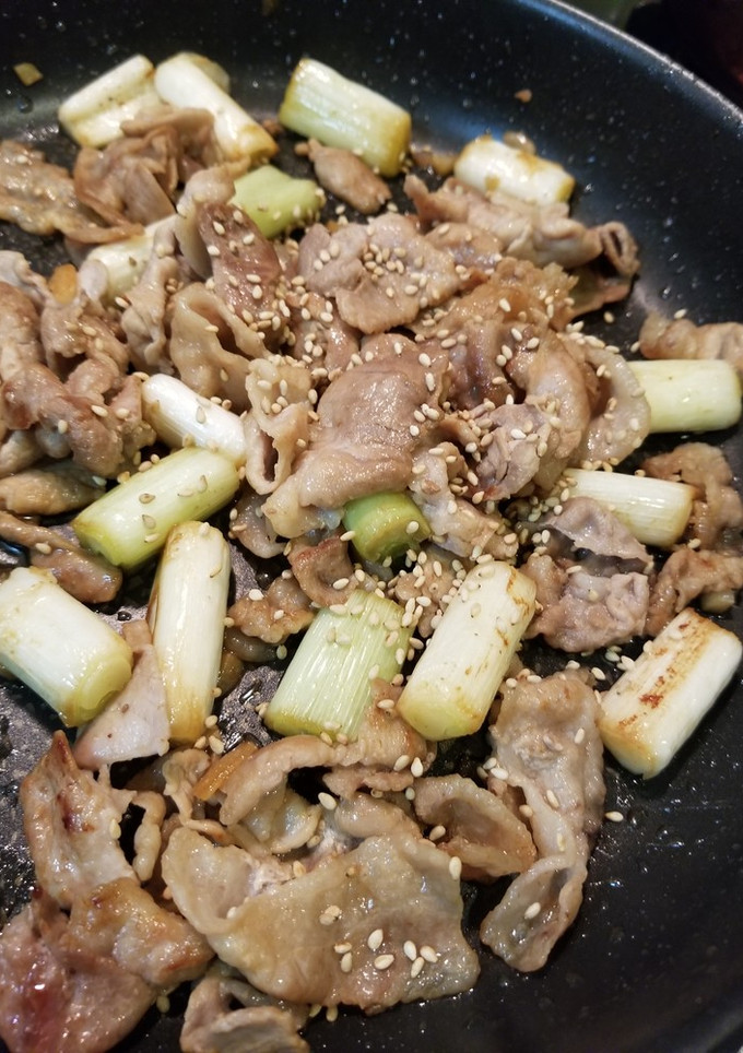 香ばしい！白ねぎと豚肉炒め-レシピのメイン写真