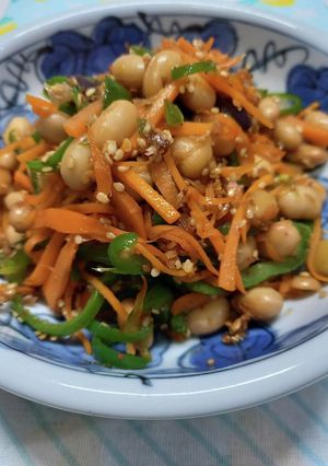 ピーマンと人参とお豆の炒め物♪︎-レシピのメイン写真