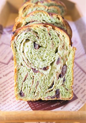 よもぎ★あん食パン~HB生地パウンド型-レシピのメイン写真