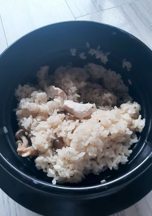 秋の香り。鳥胸、シメジ炊き込みご飯-レシピのメイン写真