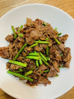 牛肉とにんにくの芽のオイスターソース炒め-レシピのメイン写真