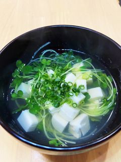 かいわれ大根のすまし汁(京風)-レシピのメイン写真