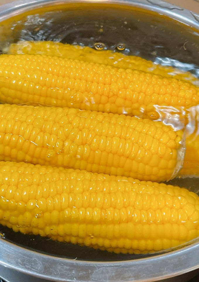 【道民が作る】とうもろこしの茹で方-レシピのメイン写真