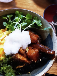 惣菜を使ってぶりの蒲焼き丼-レシピのメイン写真