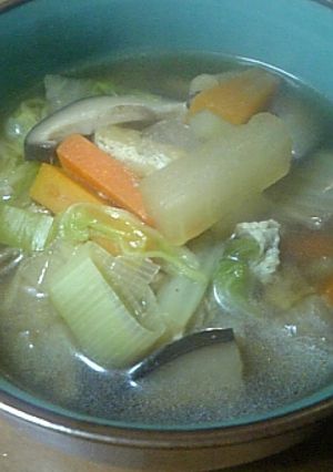 白菜・大根・野菜いっぱいの新潟汁-レシピのメイン写真