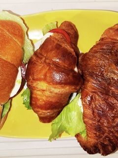 カプレーゼ風サンド♪モツァレラとトマトで-レシピのメイン写真