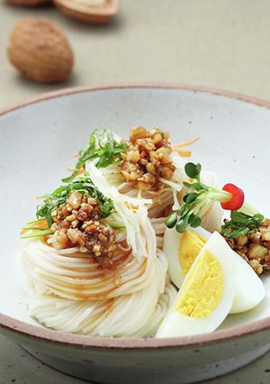 野菜麺、くるみ醤油ソース-レシピのメイン写真