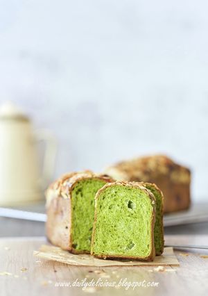 抹茶ホワイトチョコ食パン-レシピのメイン写真