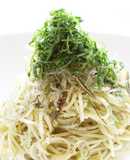 ふりかけ昆布梅しそとしらすのパスタ
