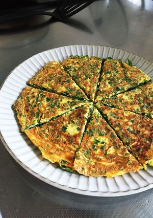 ニラ玉焼き♪ポン酢で召し上がれ-レシピのメイン写真