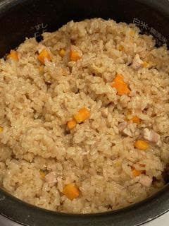 鶏肉と人参の炊き込みご飯-レシピのメイン写真
