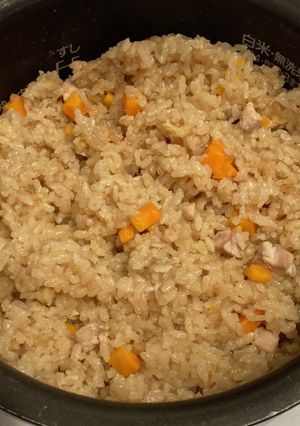 鶏肉と人参の炊き込みご飯-レシピのメイン写真