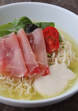 生ハムとチーズの冷製塩ラーメン-レシピのメイン写真