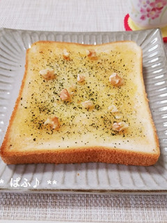 かおり使いで簡単、塩パン風青じそトースト-レシピのメイン写真