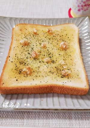 かおり使いで簡単、塩パン風青じそトースト-レシピのメイン写真