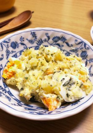 自宅の乾燥バジルを１瓶入れたポテトサラダ-レシピのメイン写真