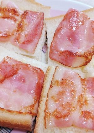 ベーコンのせただけパン-レシピのメイン写真