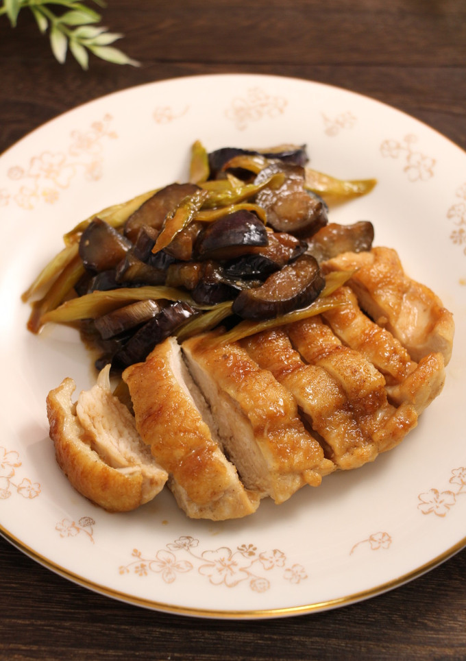 簡単！茄子とむね肉の照り焼き-レシピのメイン写真