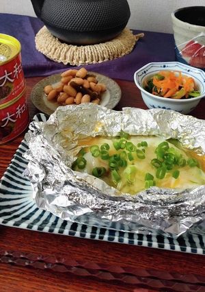 春キャベツと鯨大和煮のホイル包み焼き-レシピのメイン写真