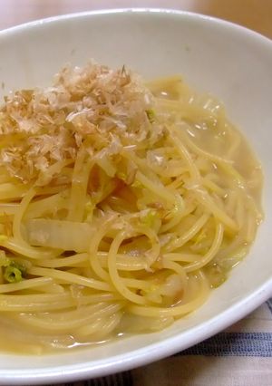 白菜の梅バタースパゲティ-レシピのメイン写真