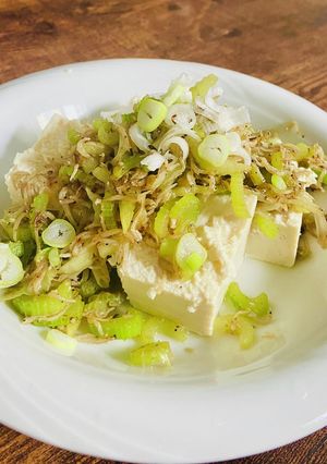 簡単！しらすとセロリの香味豆腐-レシピのメイン写真