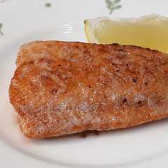 รูปของ 【サーモンムニエル】焼くだけ簡単