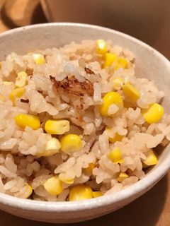 焦がしバター醤油☆焼きとうもろこしごはん-レシピのメイン写真
