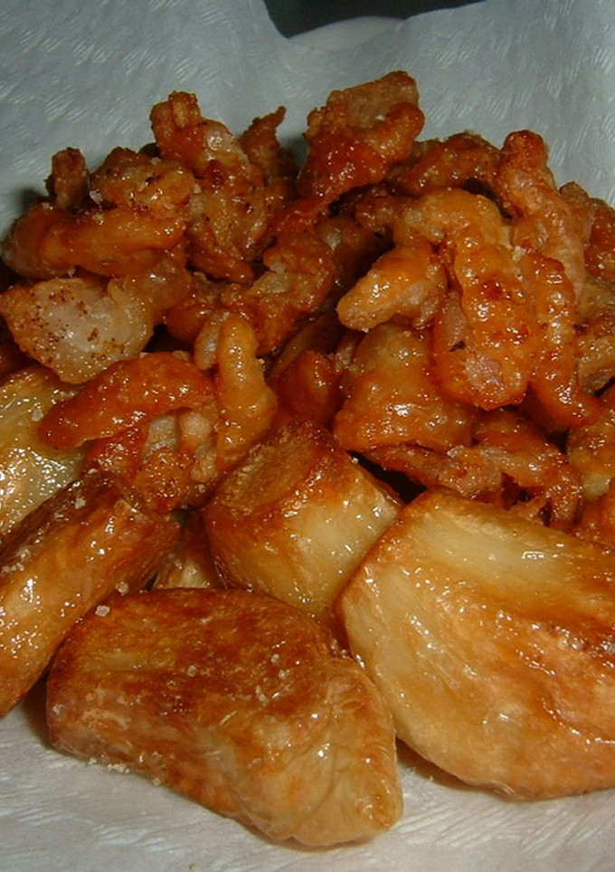 揚げにんにくと鶏皮チップス-レシピのメイン写真