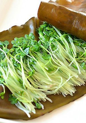 かいわれ大根の昆布締め♪-レシピのメイン写真