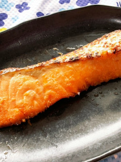 ビタミンD豊富!鮭のみりん漬け焼き-レシピのメイン写真