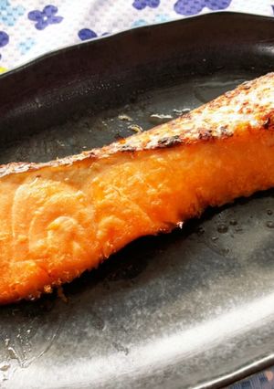ビタミンD豊富！鮭のみりん漬け焼き-レシピのメイン写真