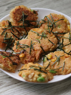 やさしい甘み♪枝豆コーンと豆腐の落し焼き-レシピのメイン写真