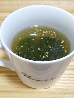 マグカップで☆わかめスープ-レシピのメイン写真