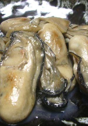 シンプルが一番♪牡蠣のガーリック焼き-レシピのメイン写真