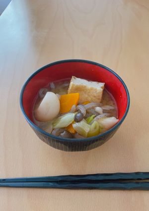 栄養満点!里芋と厚揚げの豚汁-レシピのメイン写真
