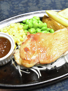 ファミレス風オニオンソースのチキンソテー-レシピのメイン写真