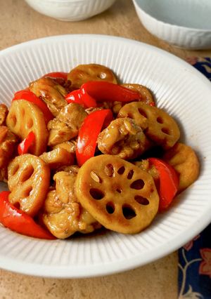 ＊鶏手羽とれんこんの黒酢煮＊-レシピのメイン写真
