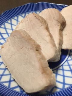 シンプルな豚もも肉のハム-レシピのメイン写真