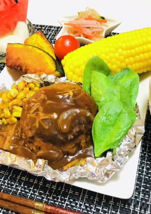 煮込みハンバーグメインの夕飯メニュー-レシピのメイン写真