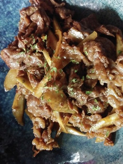 牛肉ごんぼ炒め-レシピのメイン写真