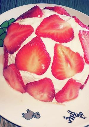 いちごドームケーキ-レシピのメイン写真