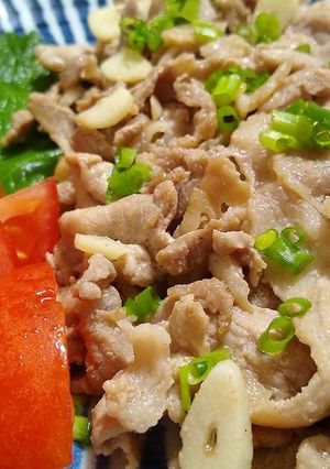 シンプルが一番！豚コマのにんにく塩炒め-レシピのメイン写真