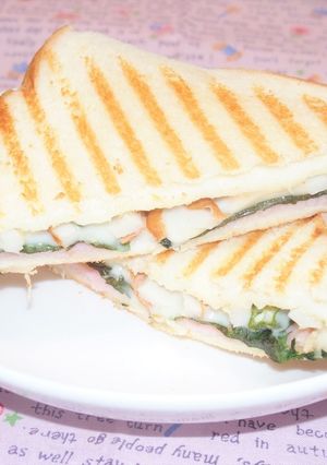 ハム・チーズ・ちくわのホットサンド-レシピのメイン写真