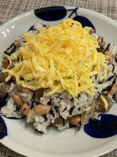ひじきの煮物をリメイク!ちらし寿司-レシピのメイン写真
