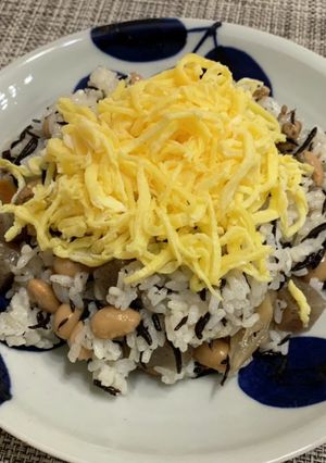 ひじきの煮物をリメイク！ちらし寿司-レシピのメイン写真