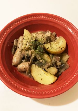 Staubでポテトときのこのハーブ蒸し-レシピのメイン写真