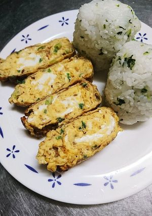 出汁いらず!鰹節とネギのだし巻き玉子-レシピのメイン写真